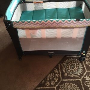 Baby crib